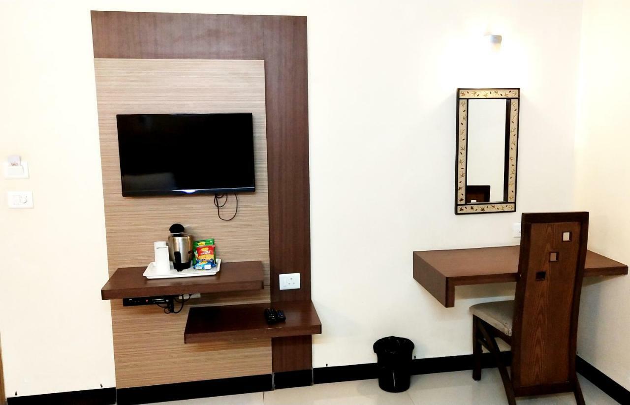 The Pioneer Hotel Visakhapatnam Luaran gambar
