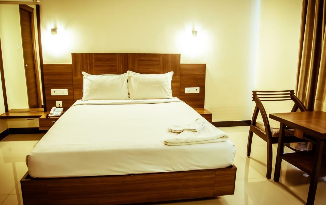 The Pioneer Hotel Visakhapatnam Luaran gambar