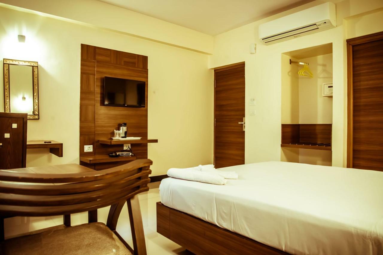 The Pioneer Hotel Visakhapatnam Luaran gambar